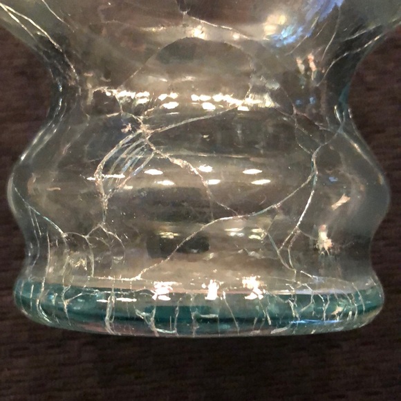 Vintage Cracked Glass Flower Vase - Picture 4 of 7
